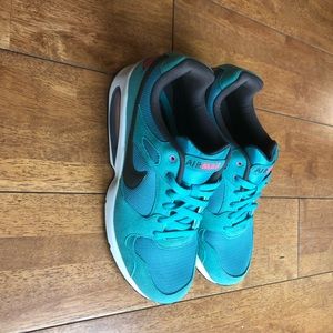 Nike Air Max Size 10.5
